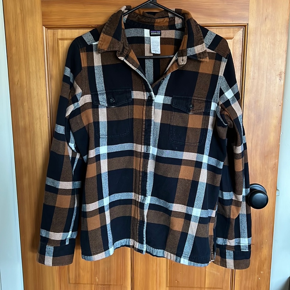 Patagonia flannel size 10